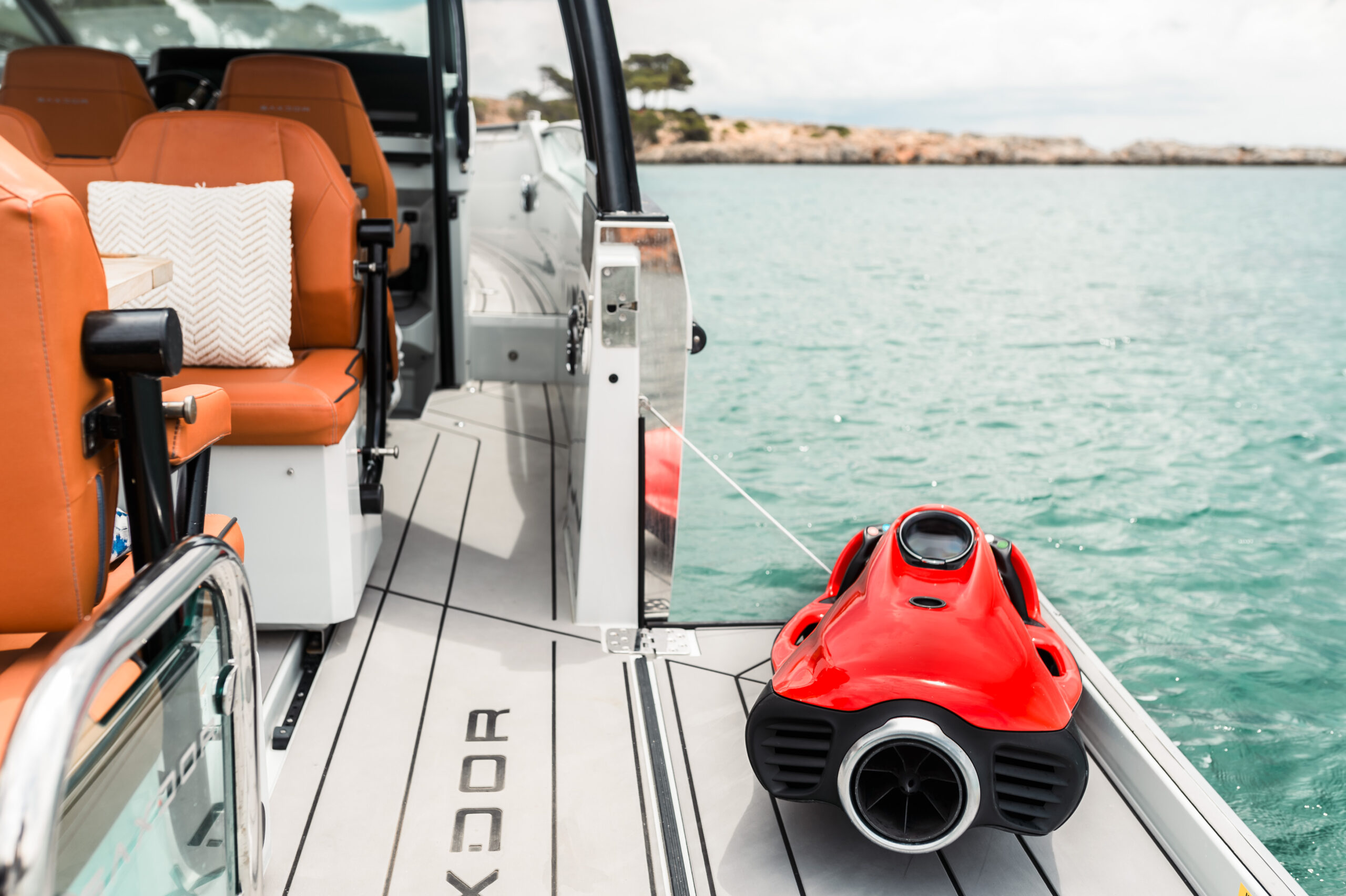 Saxdor 320 GTO alquiler de lancha en Mallorca con seaboat