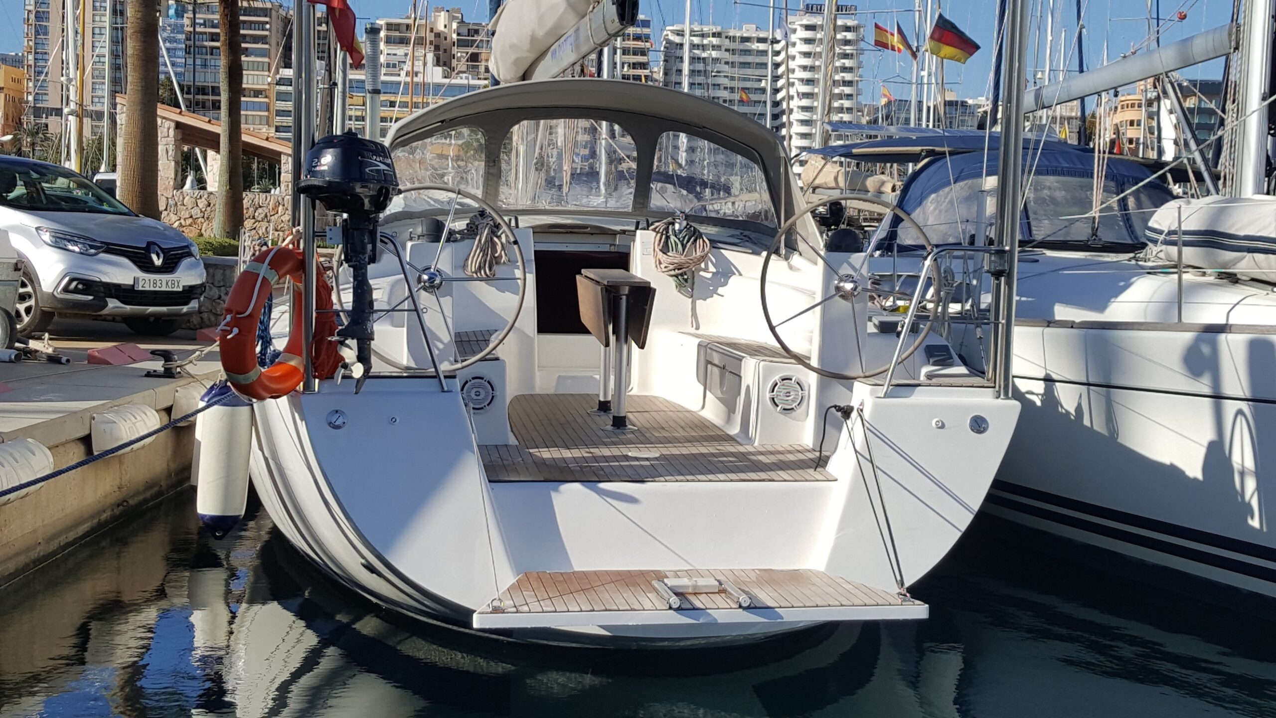 Velero MAMBA en Puerto de Palma 2