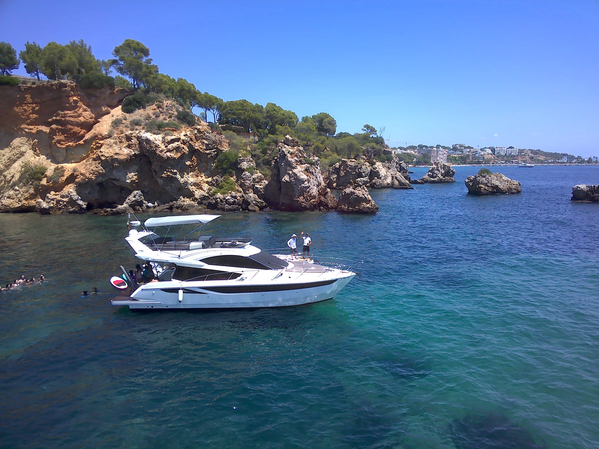 HARRY III Galeon 420 Fly en Palma de Mallorca – Alquiler Yate con Patrón - Imagen 5