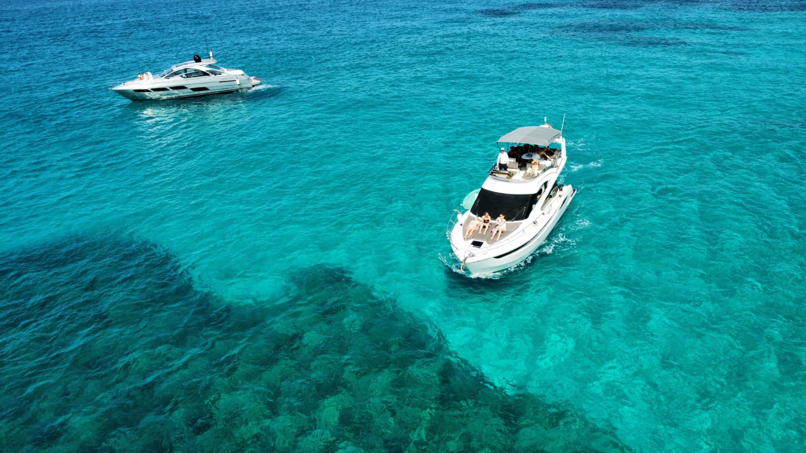 HARRY III Galeon 420 Fly en Palma de Mallorca – Alquiler Yate con Patrón - Imagen 6