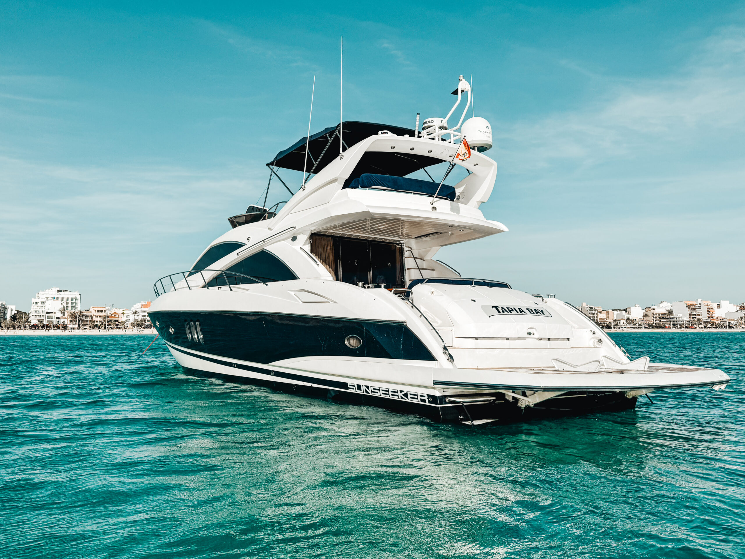Tapia Bay - Sunseeker Manhattan 66