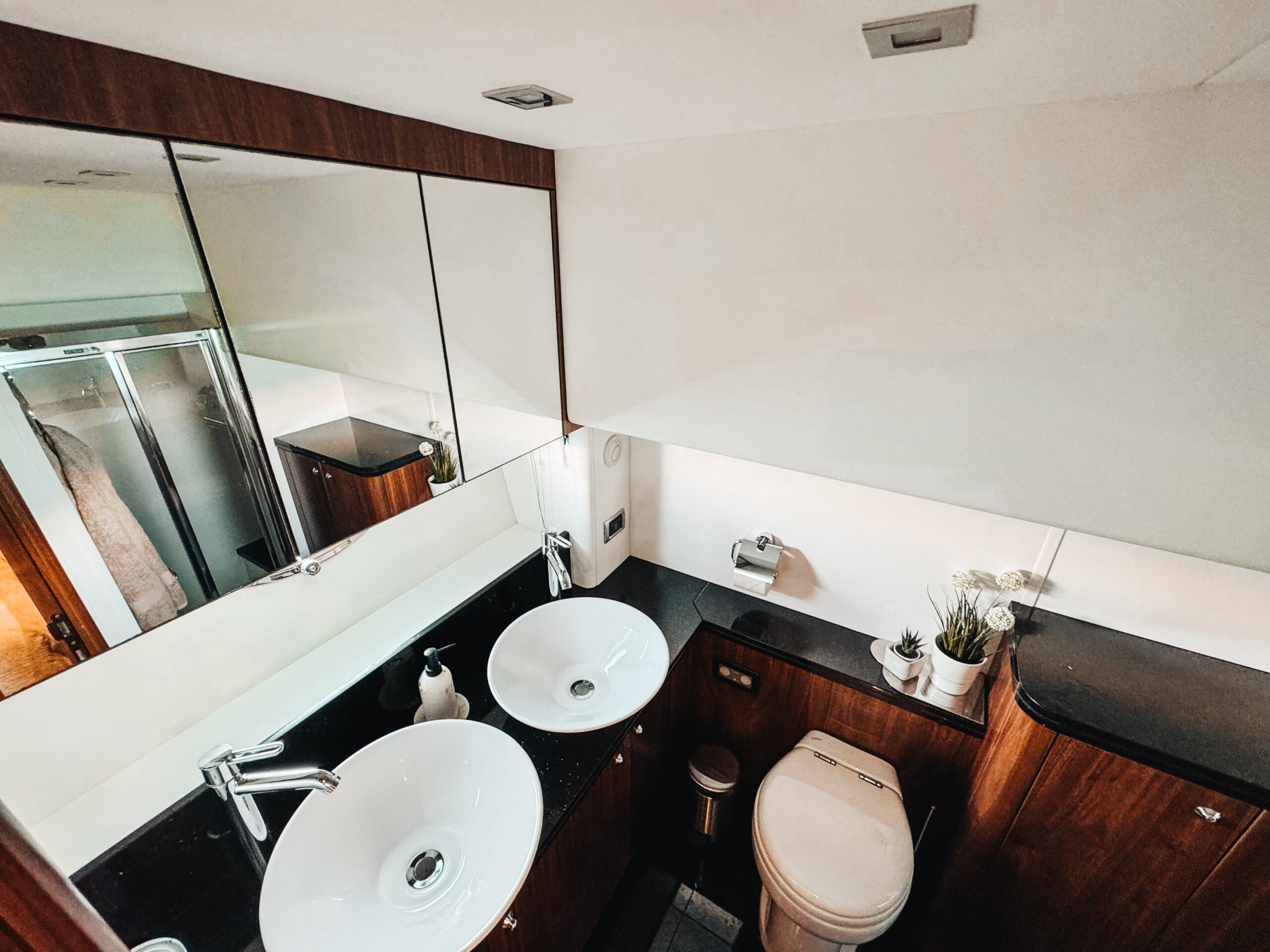 Tapia Bay - Sunseeker Manhattan 66