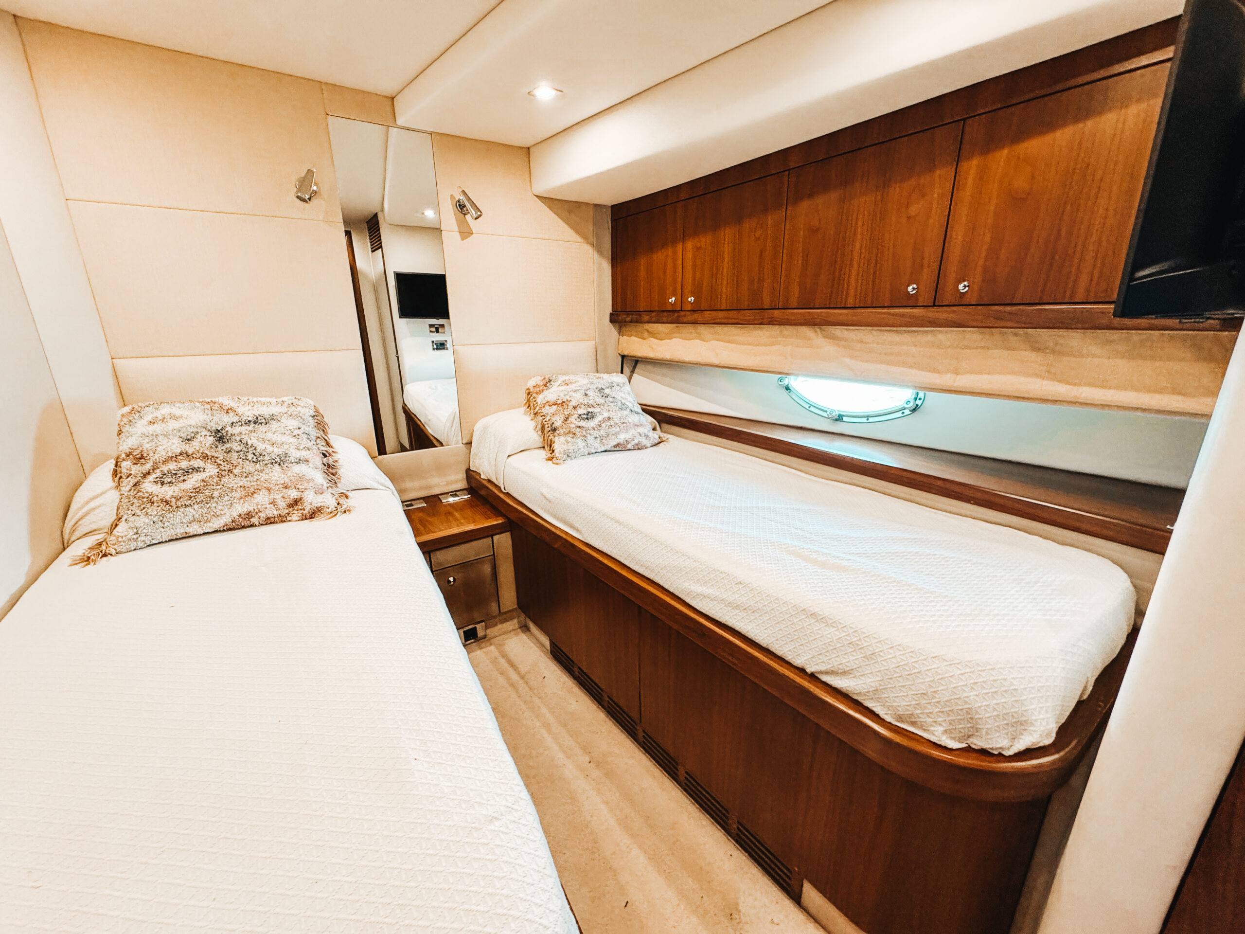 Tapia Bay - Sunseeker Manhattan 66