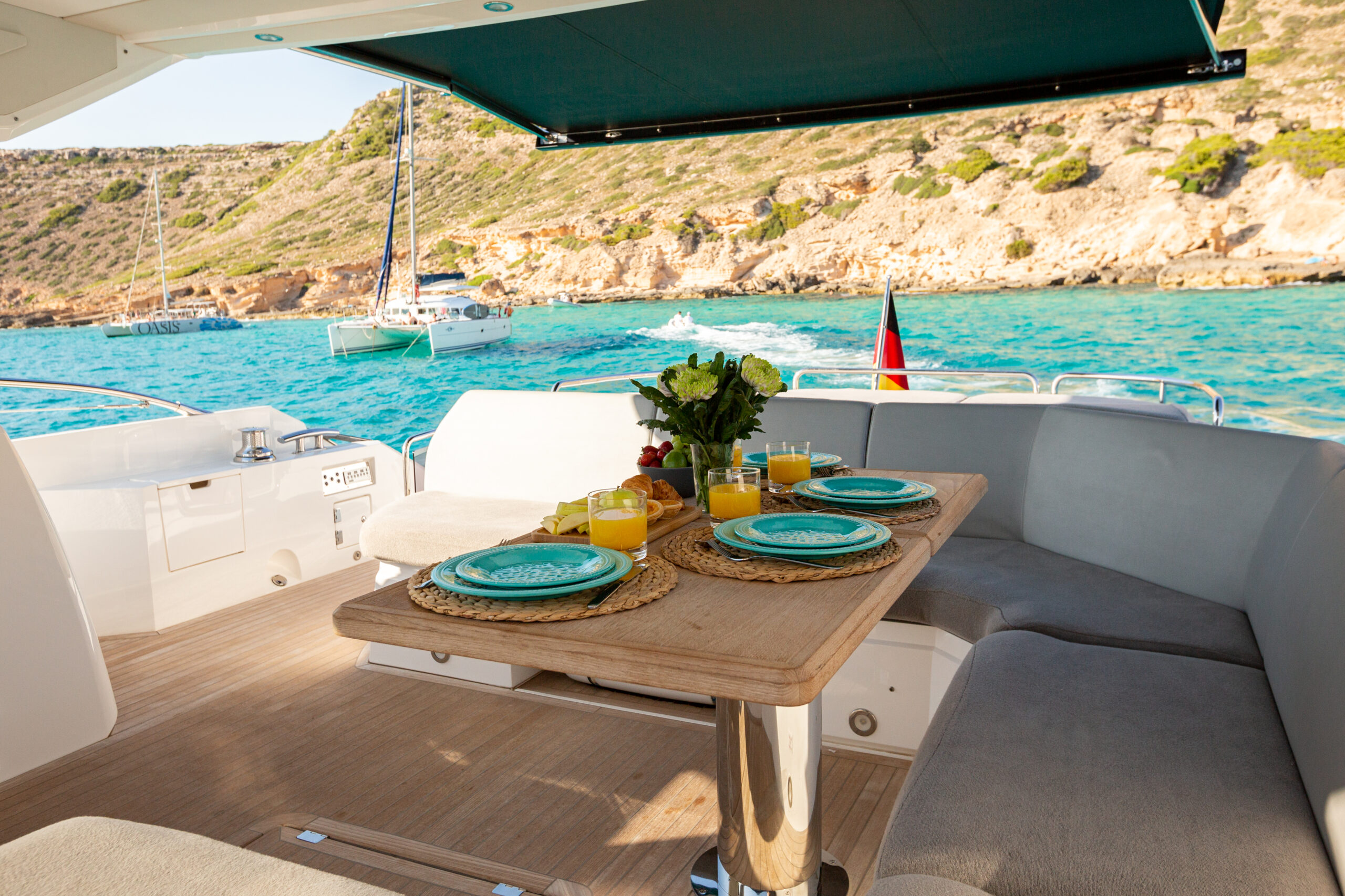 Boefje II - Sunseeker Predator 57