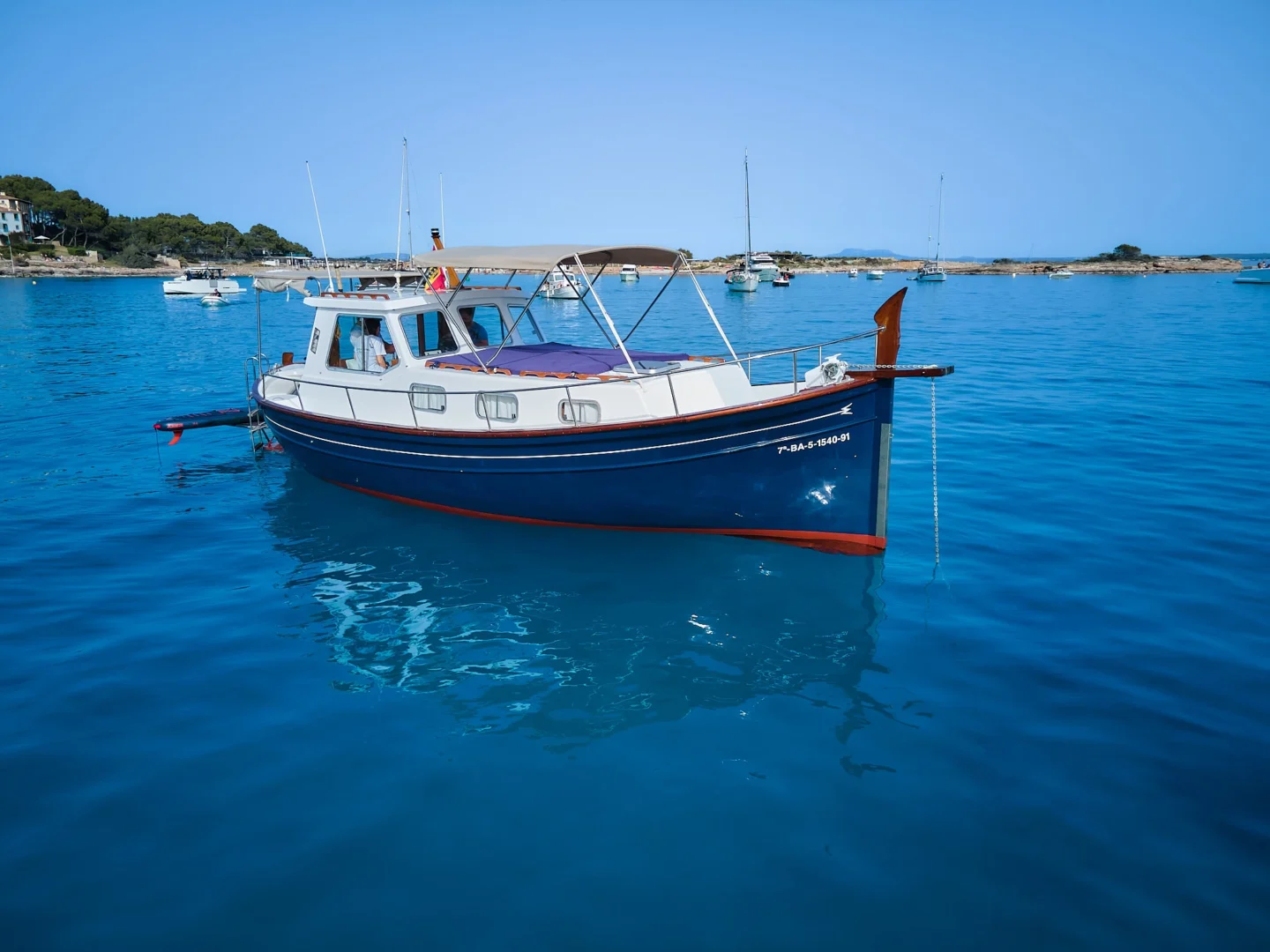 alquiler-de-llaut-mallorquin-en-palma-aquila